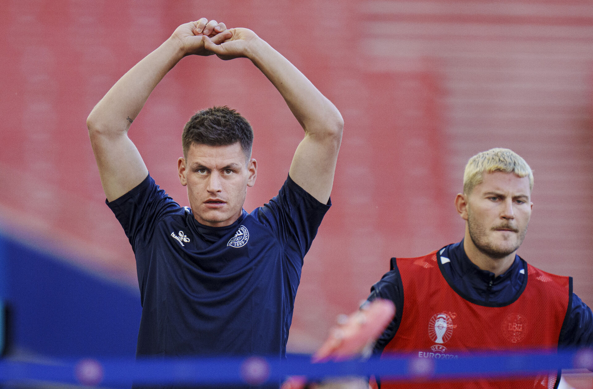 Wolfsburg tager på træningslejr uden Mæhle og Wind foto