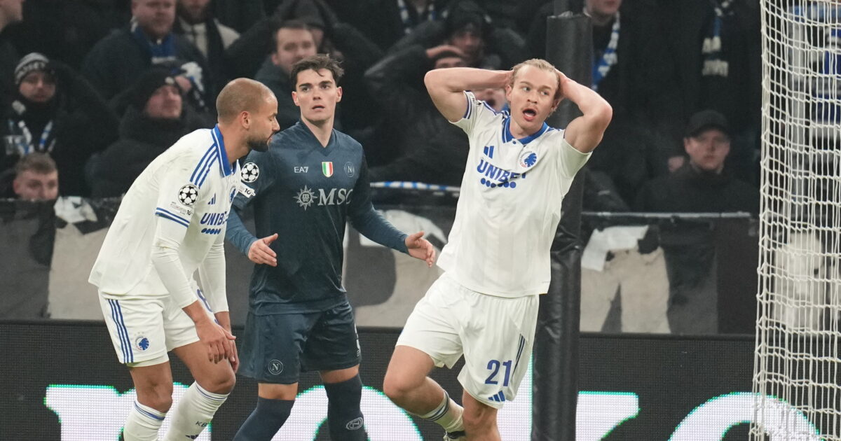 Første gang efter AGF-exit: Slukkede hjernen og løb Mads Emil Madsen havde en stor chance cirka efter en times spil. Foto: Liselotte Sabroe/Ritzau Scanpix