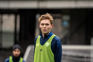 Melker Jonsson i træning for Silkeborg IF.