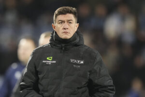 Nickolai Lund under en kamp i spidsen for Viborg FF.