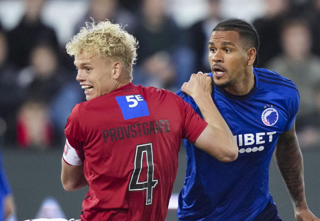 Provstgaard og Ongukha i duel om bolden