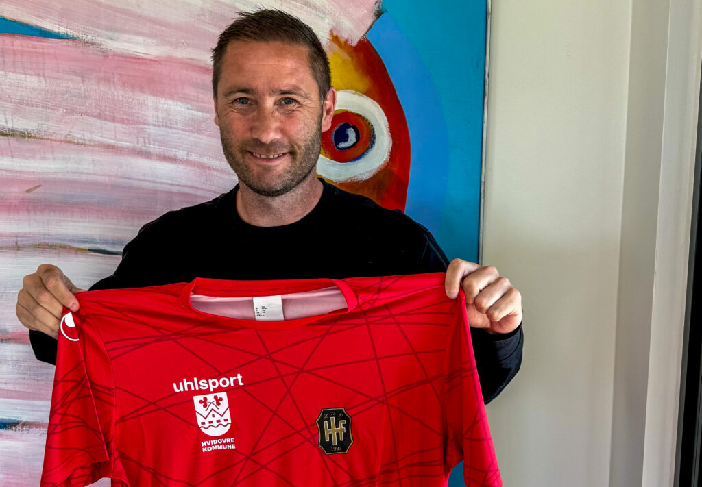 Martin Retov med Hvidovres trøje