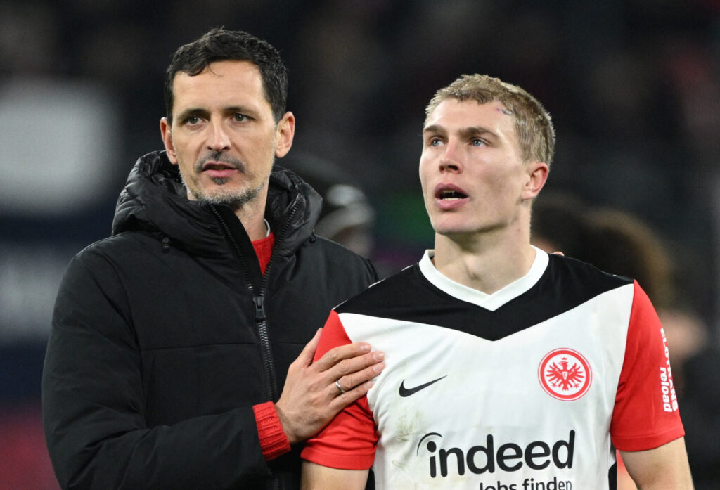 Nissen Kristensen bliver holdt om af Dino Toppmöller