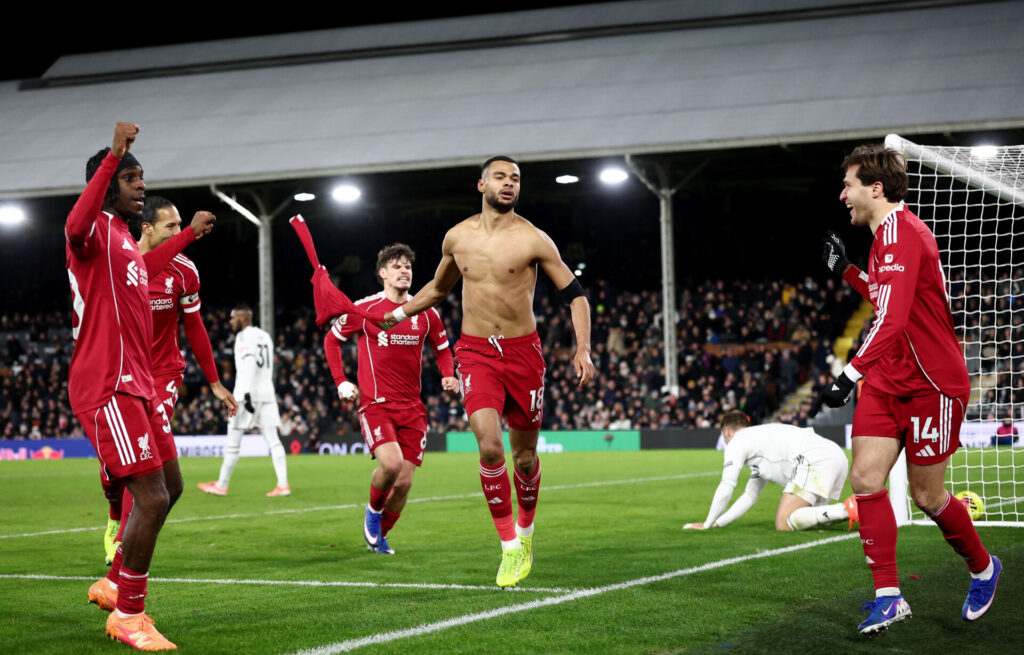 Cody Gakpo fejrer et mål for Liverpool.