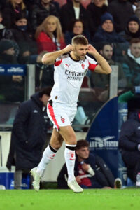 Füllbrug løber på banen.