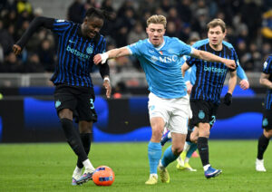 Yann Bisseck, Rasmus Højlund