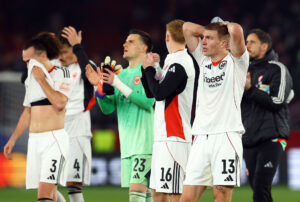 Rasmus Nissen Kristensen har hænderne over hovedet