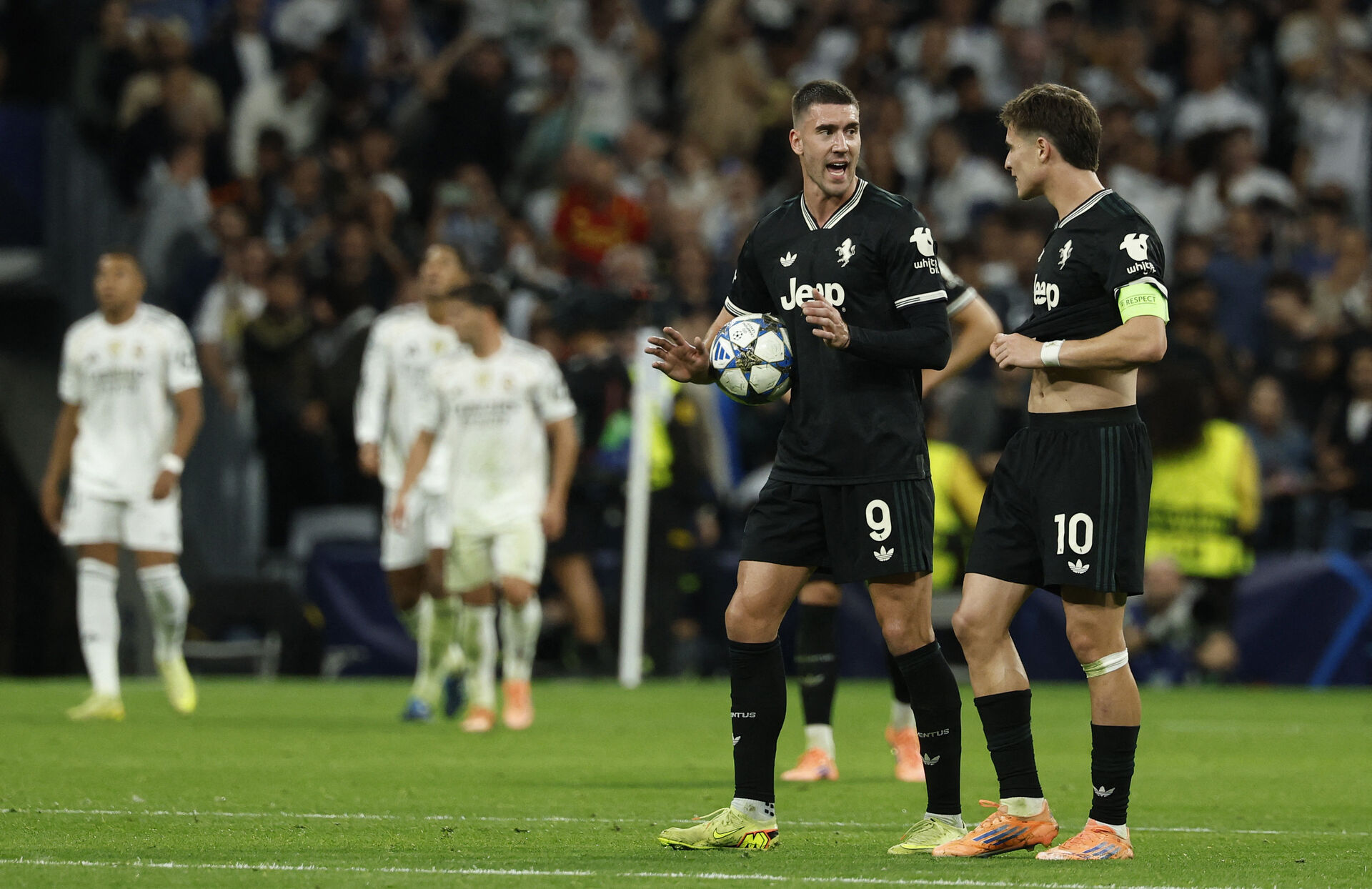 Medie: Barca fører ræset om Serie A-angriber foto