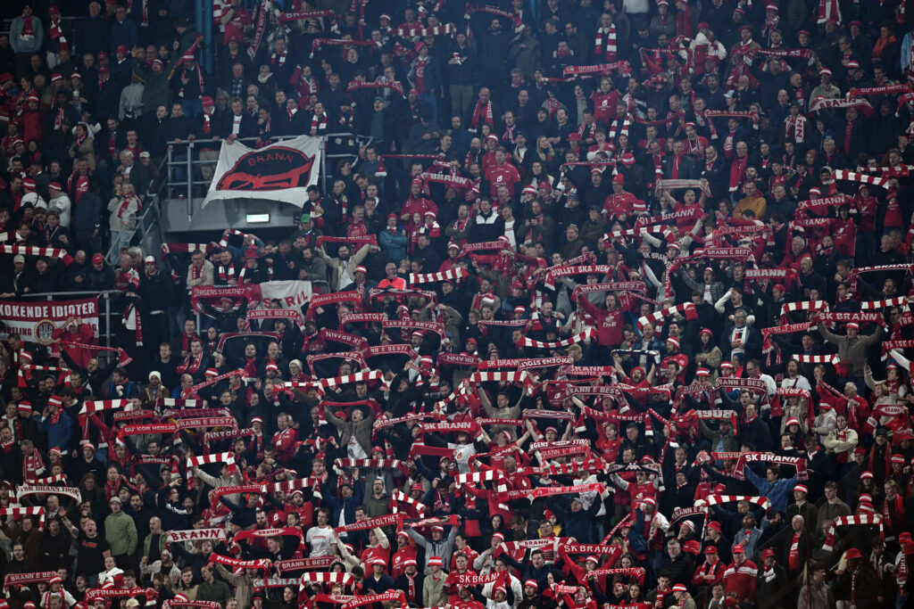 Branns fans under en kamp mod Bologna.