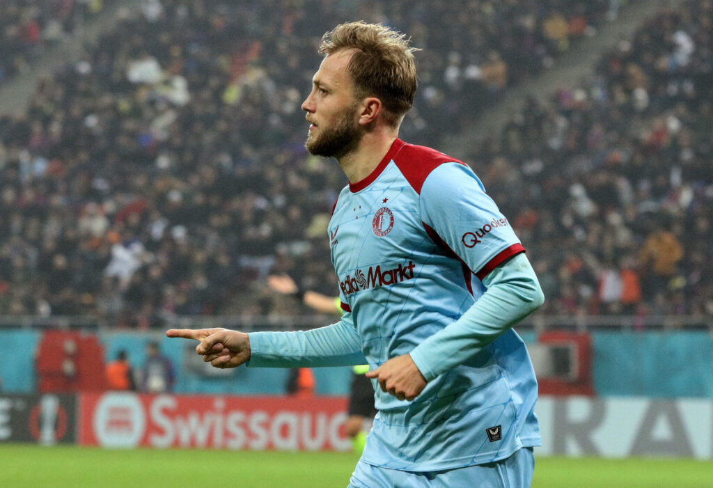 Casper Tengstedt jubler efter en scoring for Feyenoord.