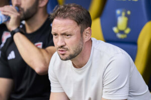 Ivan Prelec sidder på udskiftningsbænken i Brøndby