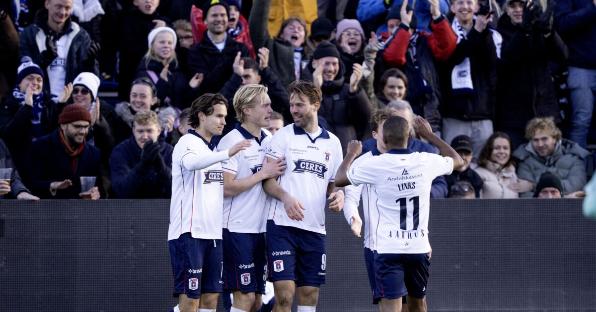 Av, FCK: Kørt over af AGF i sidste testkamp Foto: Bo Amstrup/Ritzau Scanpix