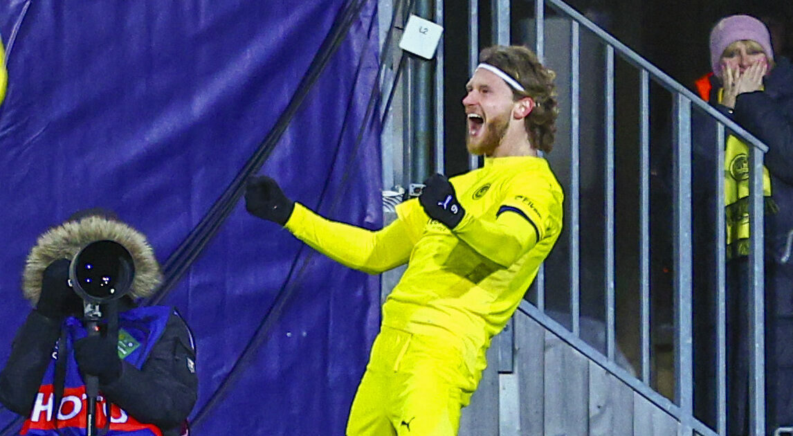 Magisk kunstgræs: Dansk bomber banker sensationelt Inter Foto: Mats Torbergsen/AFP/Ritzau Scanpix