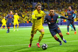 Kasper Høgh på bolden mod Inter.