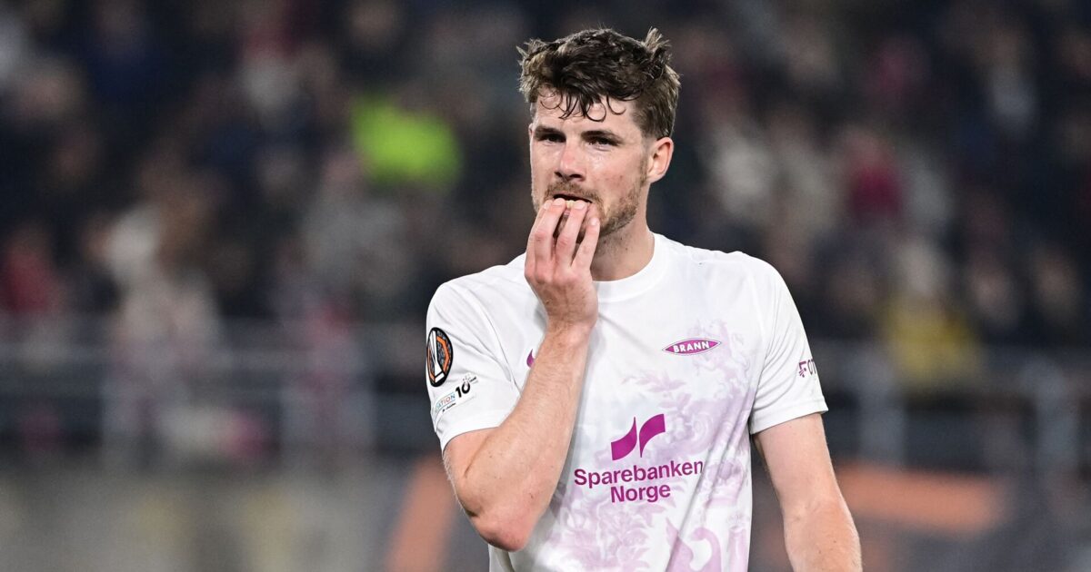 Brann ude af Europa efter rødt kort til Jacob Lungi Foto: Piero Cruciatti/AFP/Ritzau Scanpix