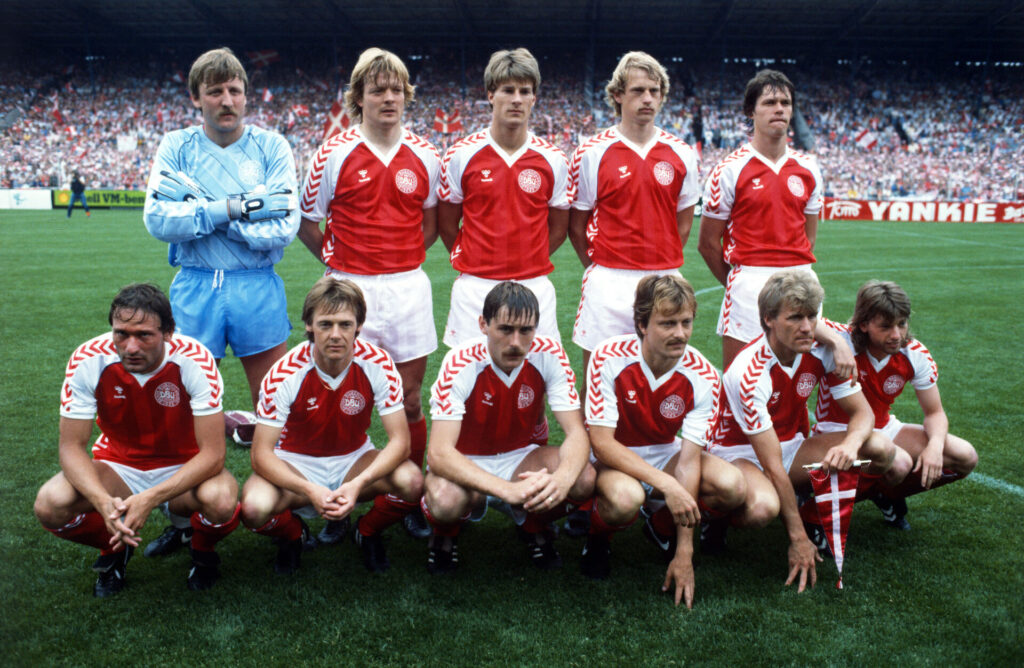 Et holdfoto af Danmark fra 1985.