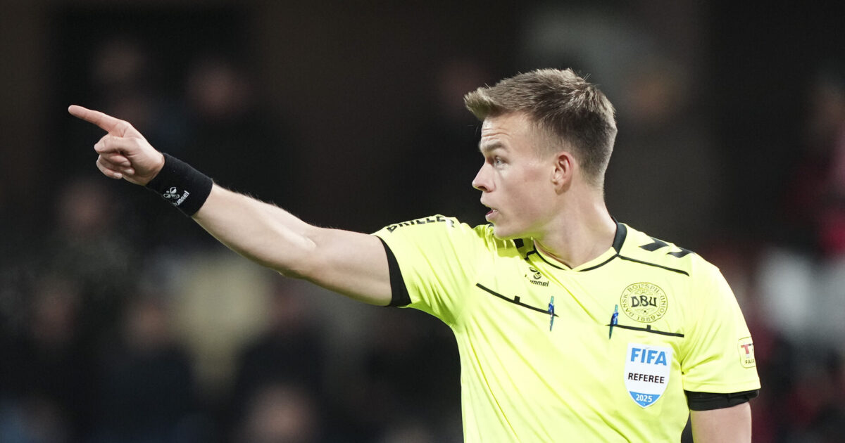 Karlsen passer fløjten til pokalbrag Foto: Claus Fisker/Ritzau Scanpix