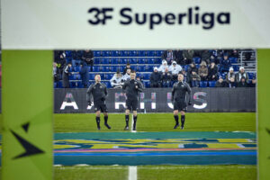 Superliga-kampen mellem AGF og Viborg FF nærmer sig startfløjt.