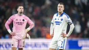 Victor Claesson står med hænderne i siden.