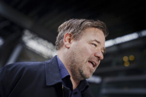 FC Københavns CEO Jacob Lauesen fotograferet nedefra