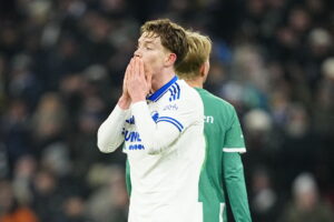 Oliver Højer i aktion i sin startdebut i Parken.