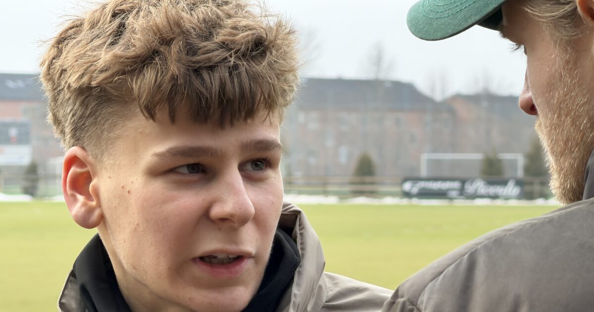 Stortalent suger til sig fra AGF-stjernerne: Nogle af ligaens bedste Foto: Campo