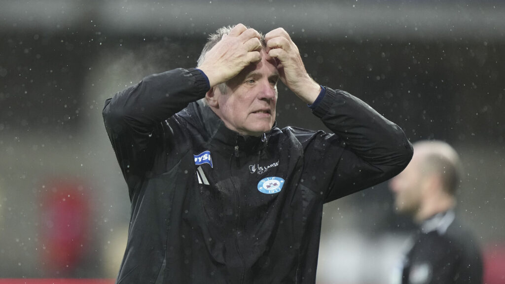 Silkeborgs træner Kent Nielsen under opgøret mod FC Midtjylland