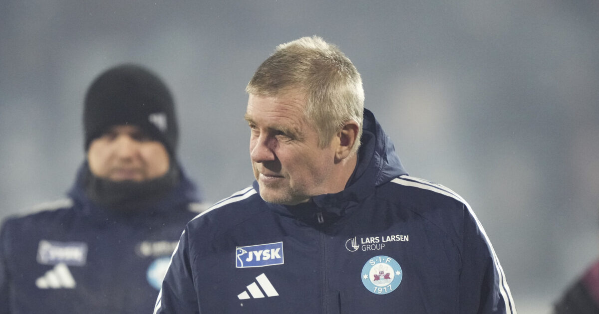 Kent Nielsen blæser til angreb mod FC Midtjylland Foto: Claus Fisker/Ritzau Scanpix