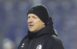 Zorniger med hue på