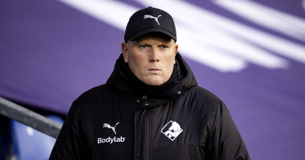 Hektisk: Bertelsen gør status på travlt vindue Foto: Bo Amstrup/Ritzau Scanpix