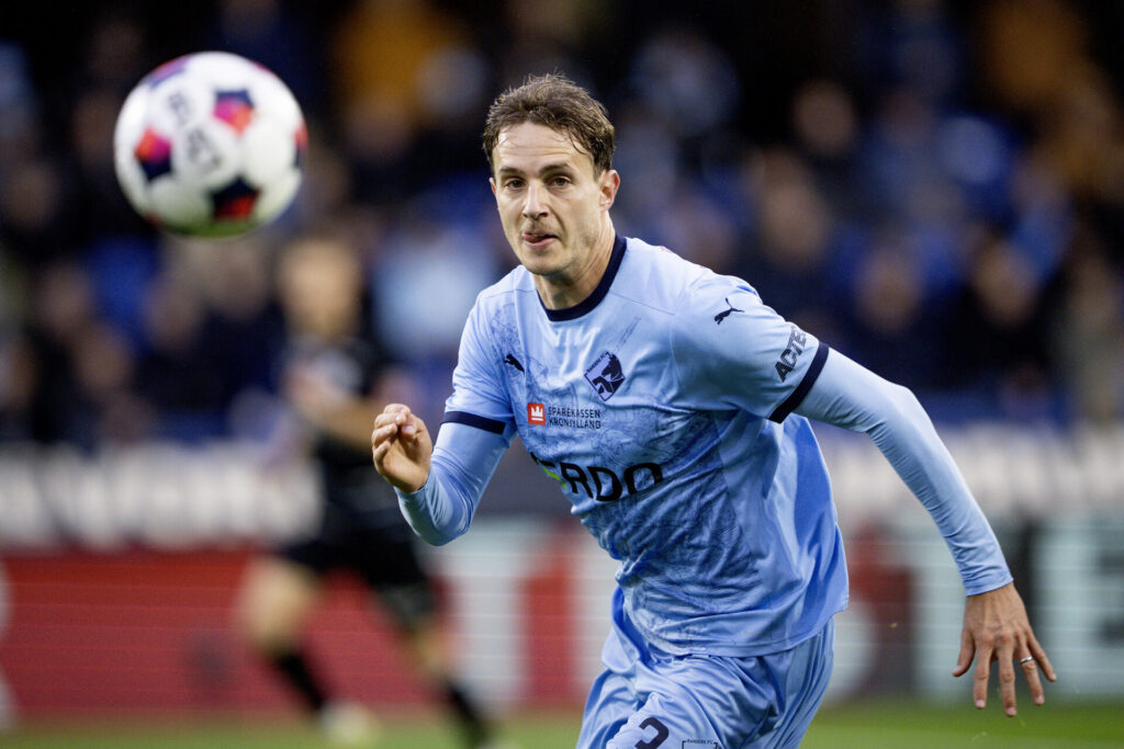 Daniel Høegh i aktion for Randers.