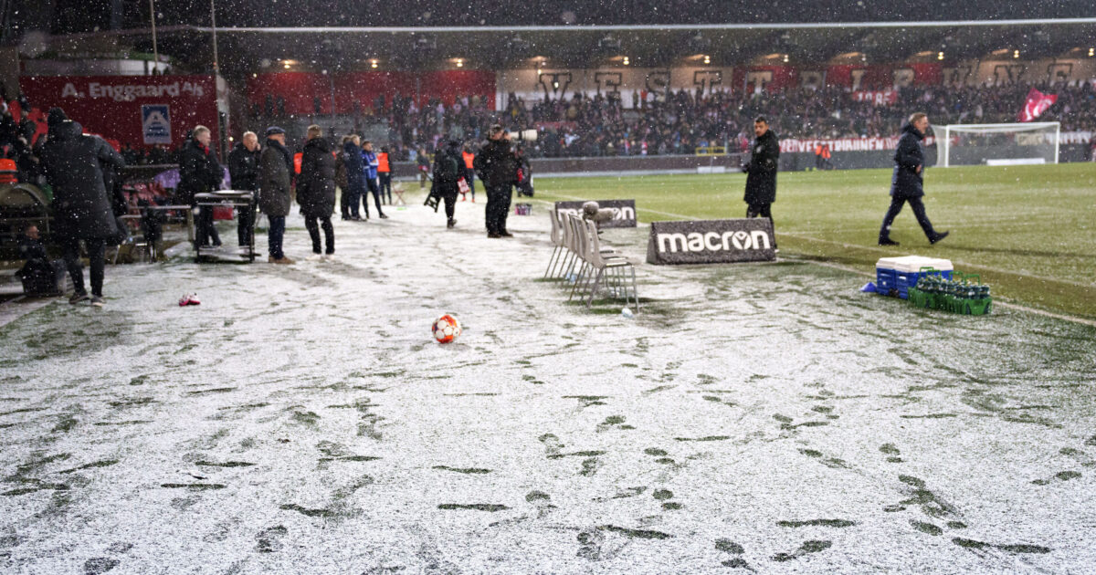 Snekaos! AaB aflyser træningskamp Foto: Henning Bagger/Ritzau Scanpix