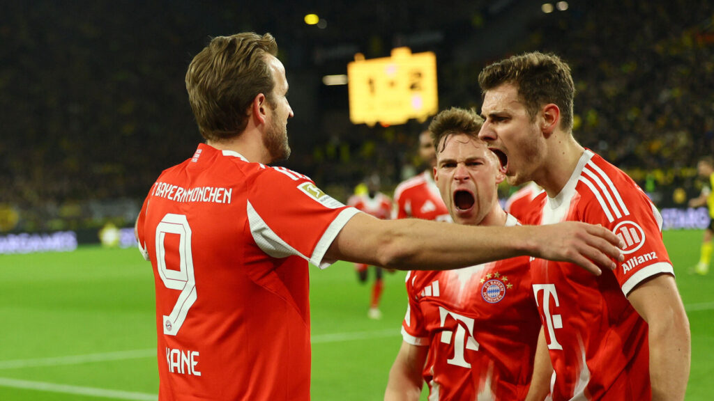 Kane, Kimmich og Stanisic jubler mod Dortmund