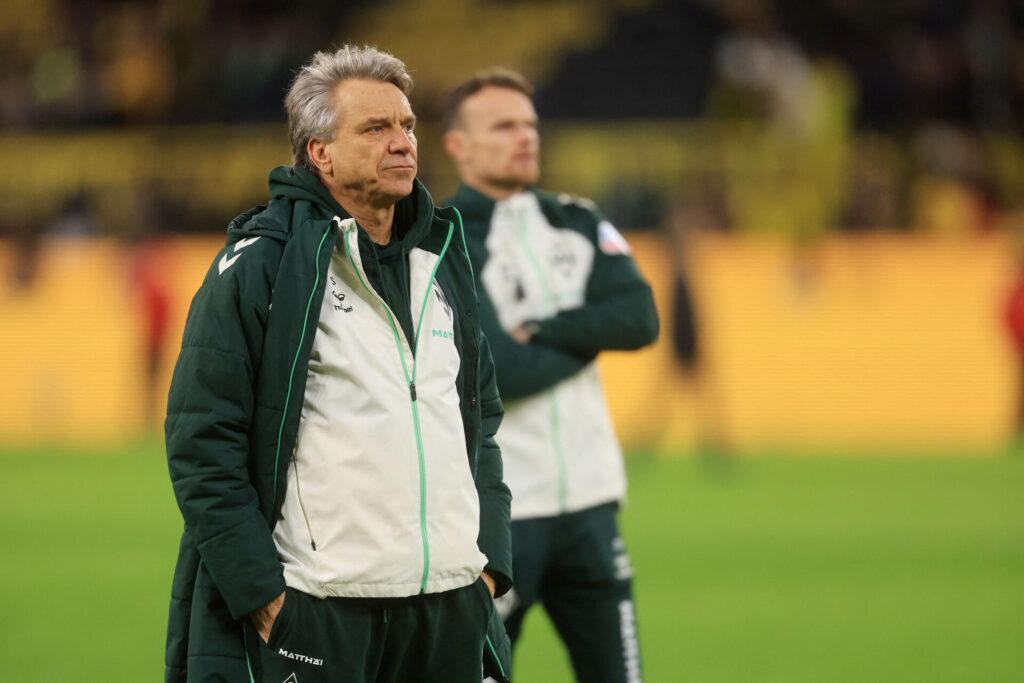 Horst Steffen har hænderne i lommen