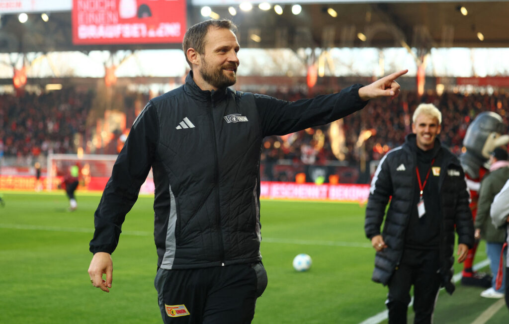 Bo Svensson på sidelinjen for Union Berlin.