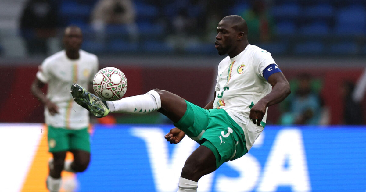 Tidligere Napoli-stjerne forlænger med Al-Hilal Foto: Amr Abdallah Dalsh/REUTERS