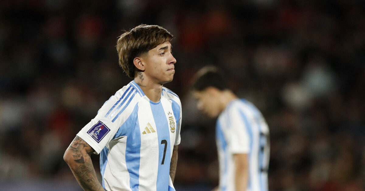 Snuppet for næsen af FCM – klar til Ajax-debut Foto: Rodrigo Garrido / Reuters / Ritzau Scanpix