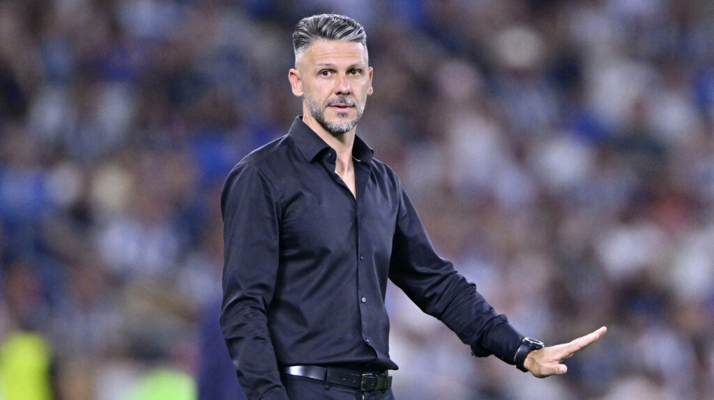 Martin Demichelis under en kamp som træner for Monterrey