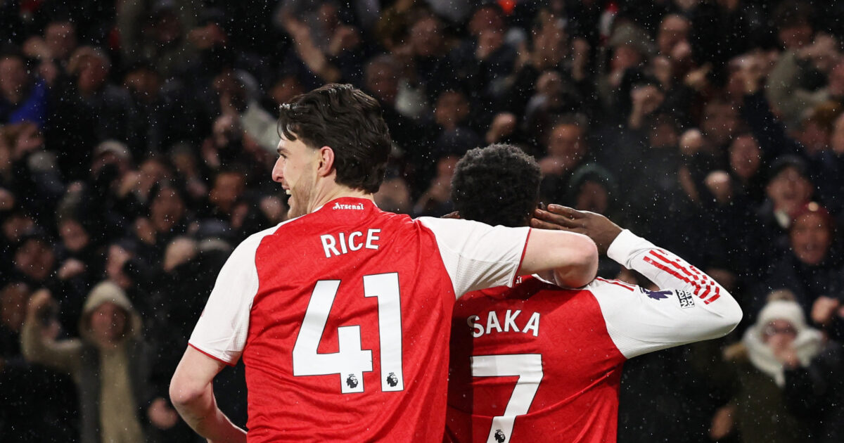 Nej, nej, nej: Arsenal snubler mod bundprop Foto: Chris Radburn EDITORIAL USE ONLY.NO USE WITH UNAUTHORIZED AUDIO, VIDEO, DATA, FIXTURE LISTS, CLUB/REUTERS