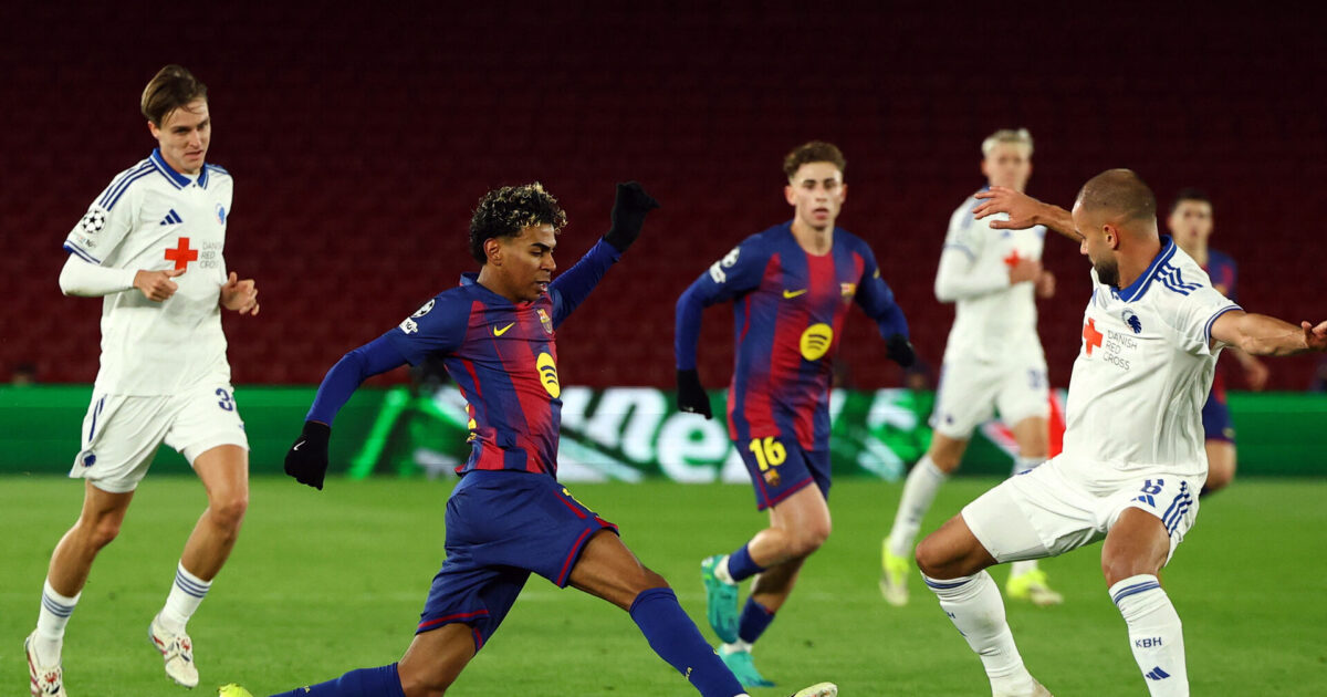 UEFA svinger kniven: Gigant-bøde og FCK-profil i karantæne Foto: Albert Gea/REUTERS