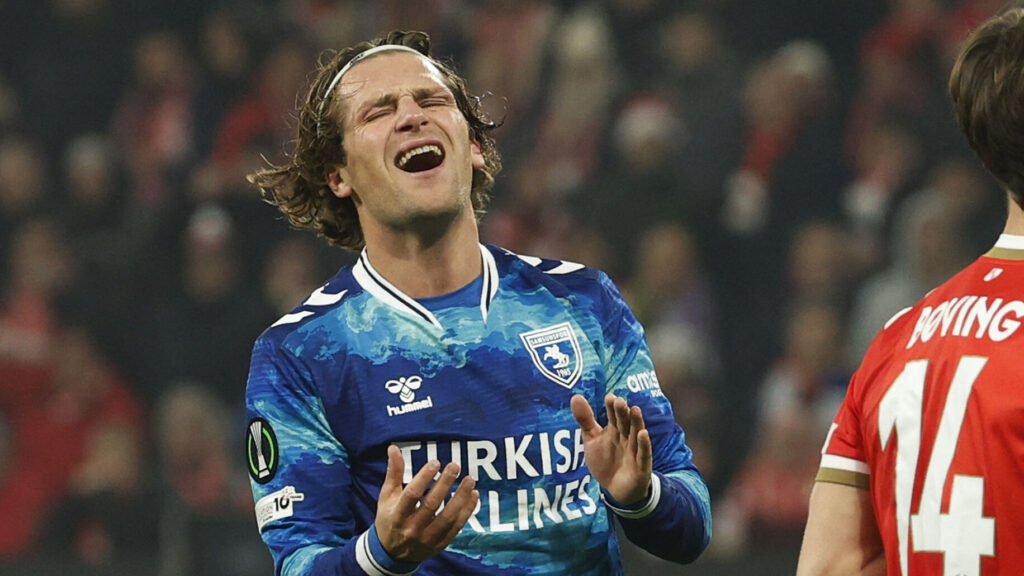 Carlo Holse ærgrer sig for Samsunspor.