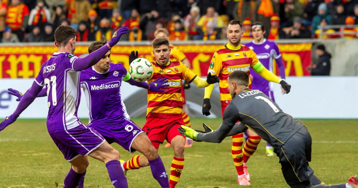 Fiorentina afværger fadæse efter vanvidskamp Foto: Ritzau Scanpix/REUTERS