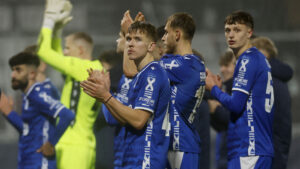 Lech Poznan klapper mod fansene