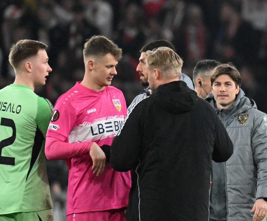 Schmeichel, Sinisola og Nübel efter kamp