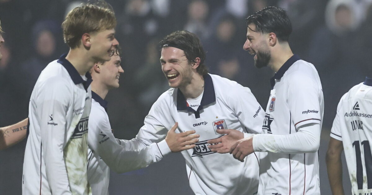 Tilbage i top: AGFs målperler destruerede Viborg Foto: Mikkel Berg Pedersen/Ritzau Scanpix