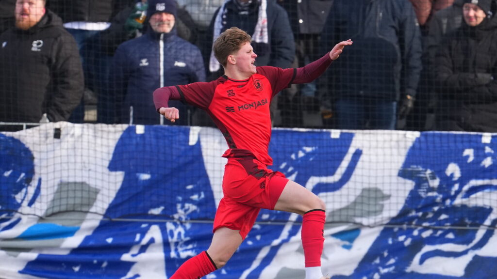 Sofus Johannesen jubler over en scoring