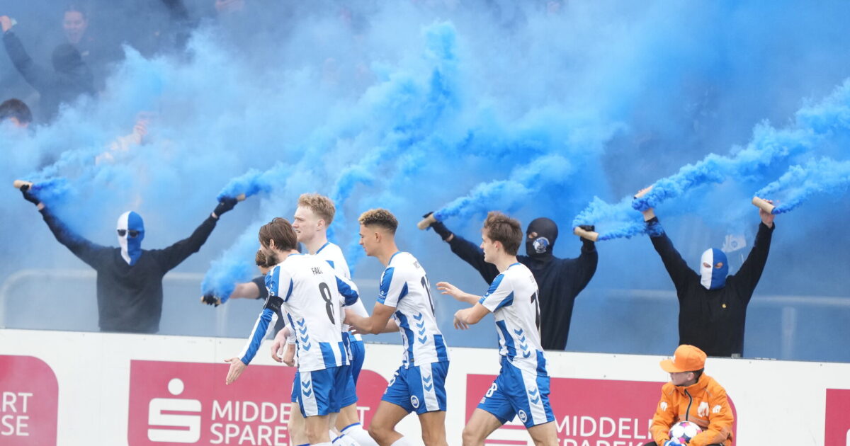 Vild røg, maskering og afbrydelse: OB varsler hårde straffe Foto: Claus Fisker/Ritzau Scanpix