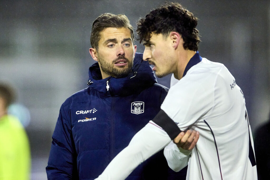 Janni Serra taler Jakob Poulsen