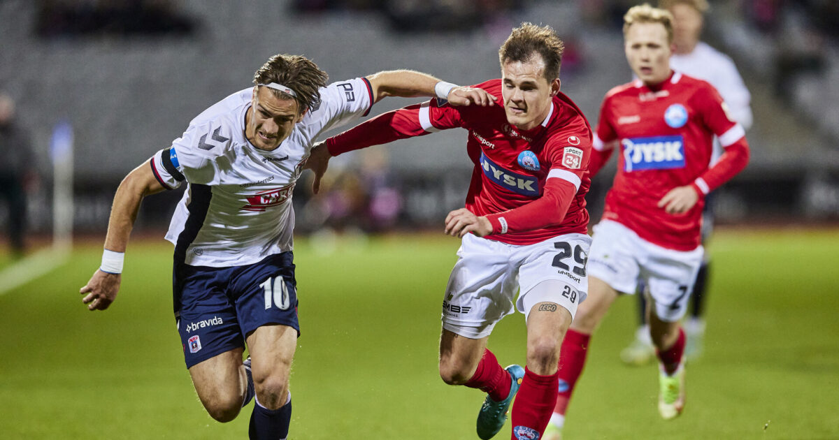 AGF-flop hamrer mål ind i Tyskland Foto: Mikkel Berg Pedersen/Freelance/Ritzau Scanpix