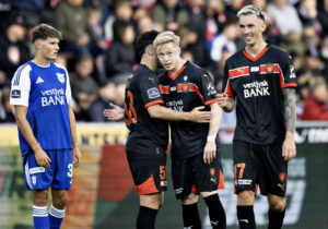 Ola Brynhildsen krammer Aral Simsir